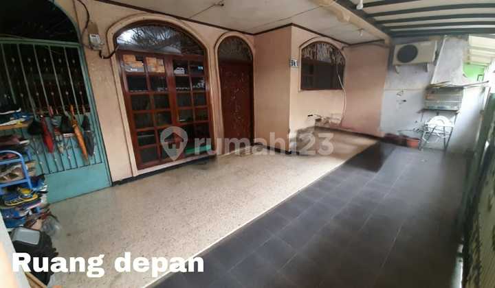 Rumah + 4 Pintu Kios Luas 4M2 Dijual di Tebet Timur Jaksel 2