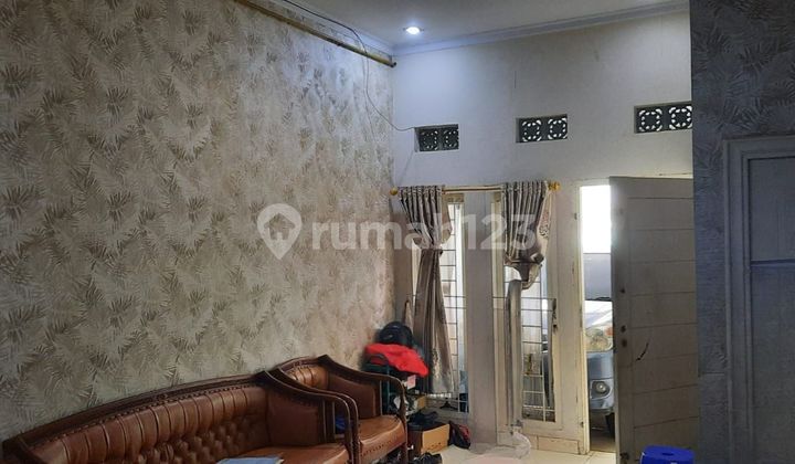 House for Sale in West Tebet, South Jakarta