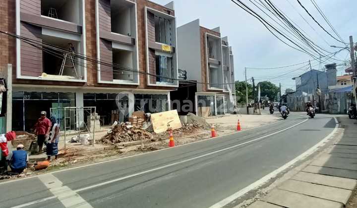 Ruko Terbaik Strategis Di Pinggir Jalan Srengseng Sawah Dekat Stasiun Kereta, Dekat Tol, Dekat Pusat Bisnis & Perkantoran 1