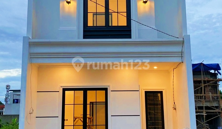 Rumah Mewah Termurah 5 Menit LRT Ciracas 5 Menit LRT Rambutan 5 Menit Toll Lokasi Pinggir Jalan Raya Bangunan Full Bata Merah