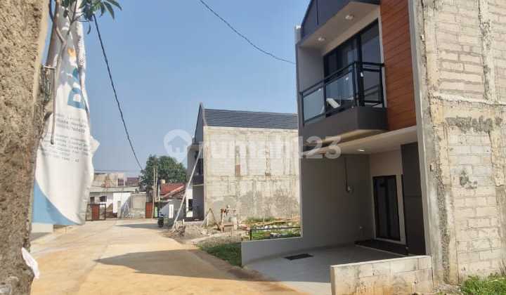 Rumah Mewah Termurah 5 Menit Tol Cibubur 5 Menit Lrt Harjamukti Dekat Pusat Bisnis & Mall Cibubur Jaktim