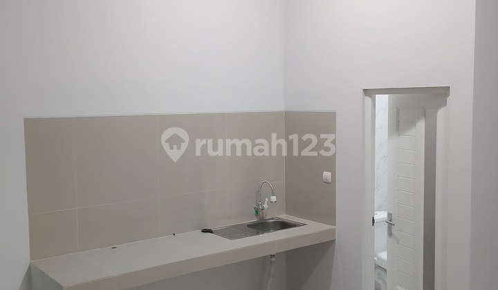 Ready-to-Occupy House Spacious Near Cijantung Toll Road Near LRT Ciracas Near LRT Rambutan Near Tb Simatupang Business Area 2