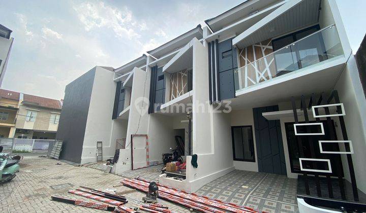 Rumah 2 Lantai Baru Unfurnished SHM di Kutisari Indah, Surabaya 2