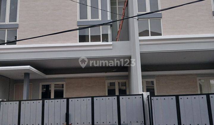 Rumah Baru SHM - Sertifikat Hak Milik di pandugo, Rungkut 1