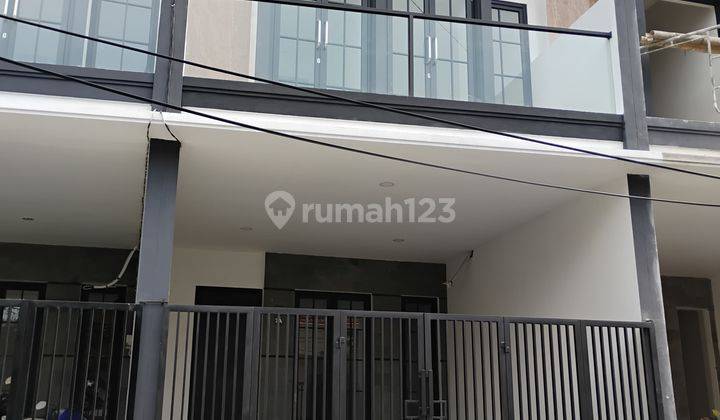Rumah Baru Selangkah Polda Jatim Langka Dikelasnya