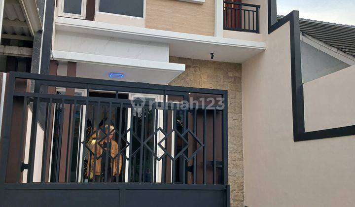 Rumah Bagus Shm Di Rungkut Hadap Utara Row 4 Mobil Lega