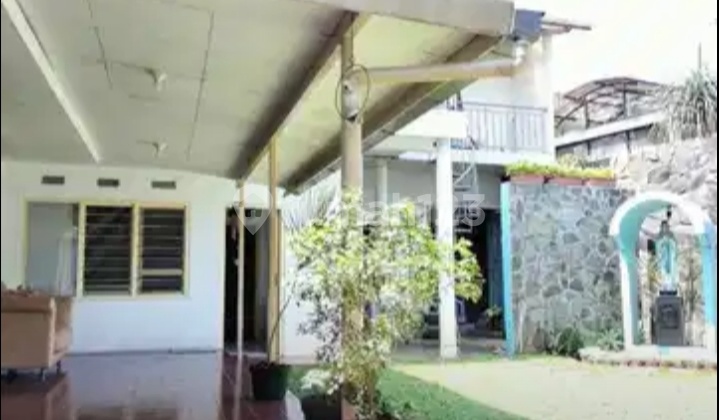 Ready-to-Occupy Bestlock House in Riau Wing Bandung 1