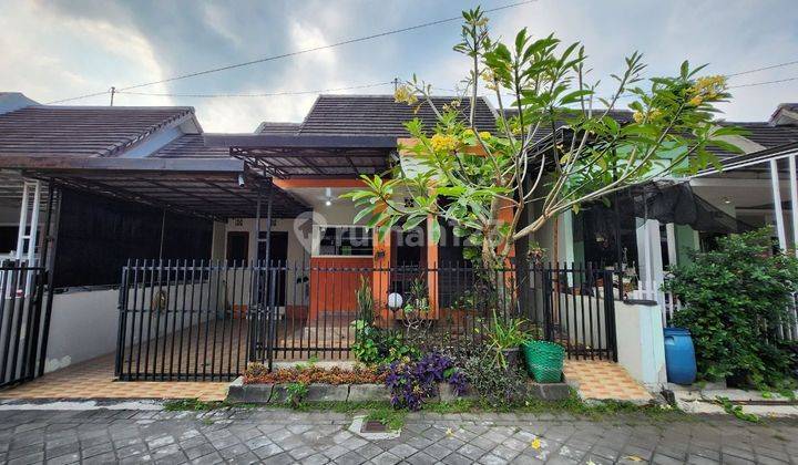 RUMAH DIJUAL JOGJA AKSES MOBIL SIMPANGAN DI MAGUWOHARJO, SLEMAN
 1