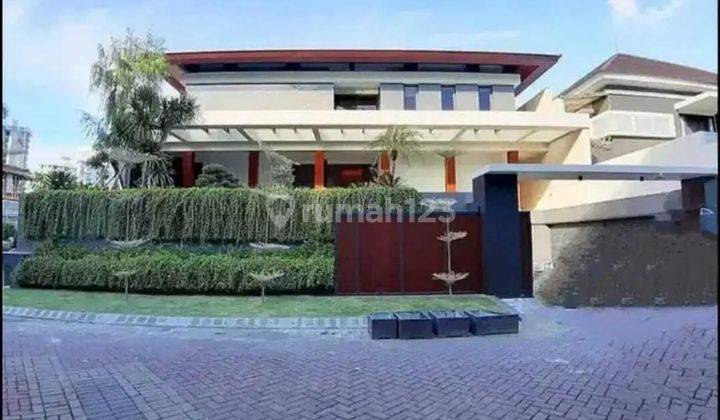 Rumah Minimalis 2 Lantai Bagus View Golf di Graha Family 1