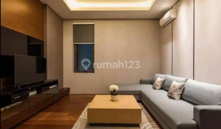 Rumah Minimalis 2 Lantai Bagus View Golf di Graha Family 2