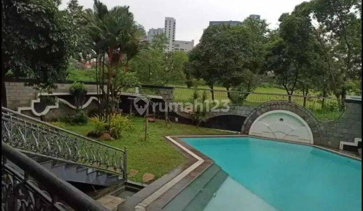 Rumah Classic Golf View Di Graha Family 2 Lantai Dekat Ptc 2