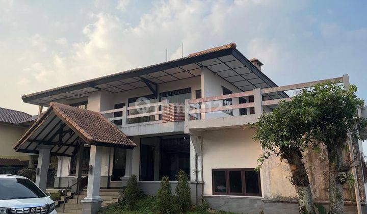 Villa Trawas Bangunan Split Level Dan Full Kayu Jati 1