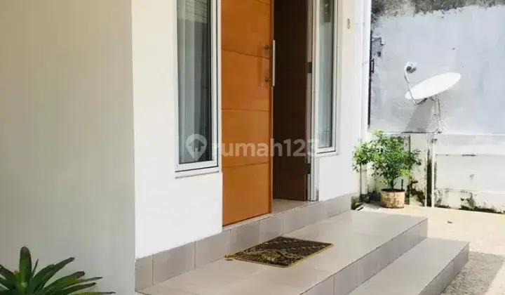 Di sewakan Rumah Jl Nipah Kebayoran Baru dekat blok M 2