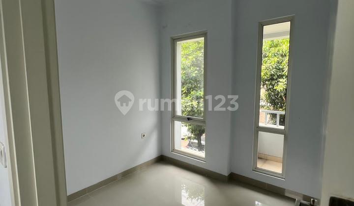 For Sale Cheap Nice 2-Story House in Scientia Area, Gading Serpong, Tangerang 2