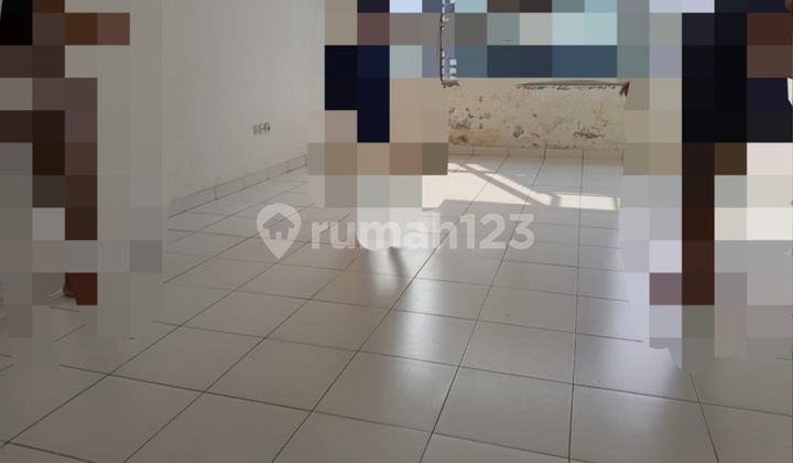 For Sale at a Loss 2-Story Shophouse Ecopolis Citra Raya Tangerang 2