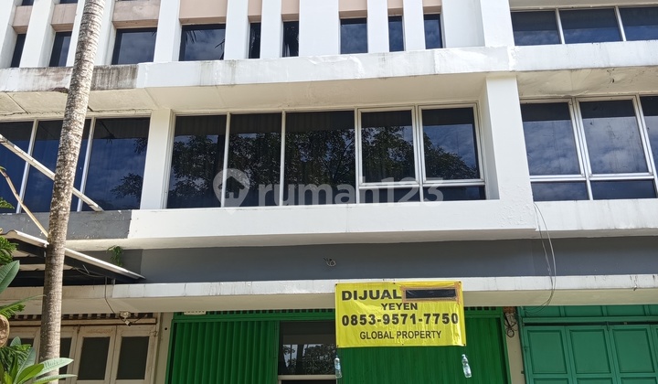 Affordable 3-Story Shop House for Sale at Grand Boulevard, Opposite Ciputra Citra Raya Mall, Tangerang Affordable 3-Story Shop House for Sale at Grand Boulevard, Opposite Ciputra Citra Raya Mall, Tangerang