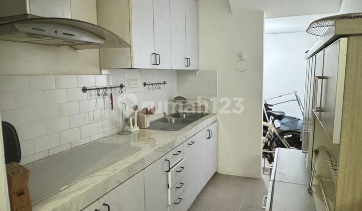 For Rent 2-Story Semi-Furnished House in Jurangmangu