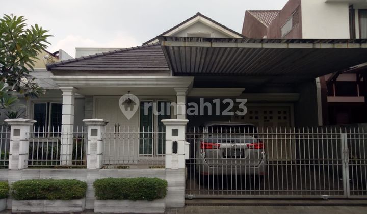 Dijual Rumah 2 Lantai Unfurnished SHM Bintaro Sektor I