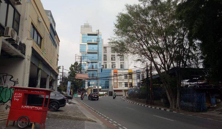 Dijual Ruko 3 Lantai SHM di Jl. Bintaro Raya Jakarta Selatan 2