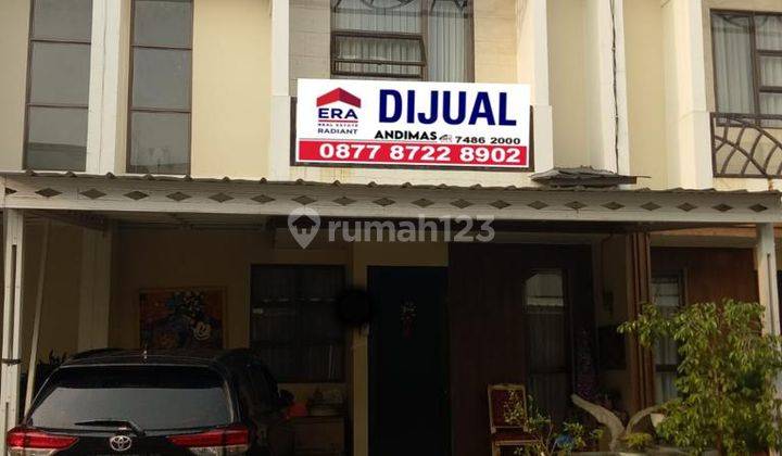 Dijual Rumah 2 Lantai Semi Furnished di Martadinata Residence 1