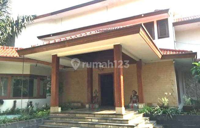 Disewakan Rumah di Puri Mutiara Cipete Selatan 3 Lantai  1