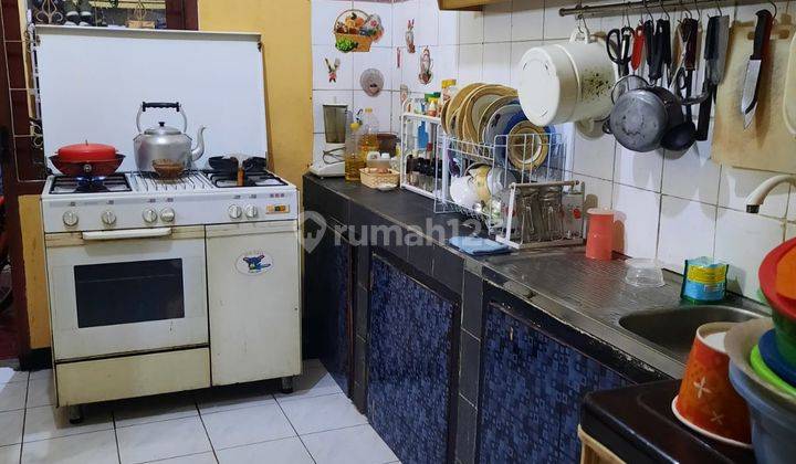 Dijual Rumah Asri Dan Lokasi Strategis di Reni Jaya Pamulang 2