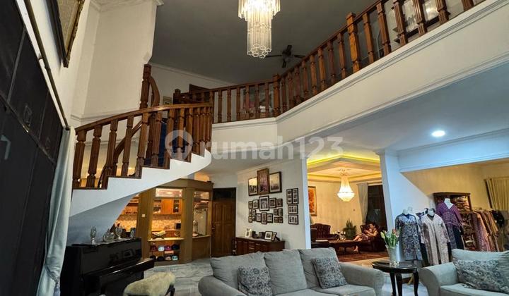 Dijual Rumah Siap Huni Dekat MRT H Nawi, Jakarta Selatan Dijual Rumah Siap Huni Dekat MRT H Nawi, Jakarta Selatan