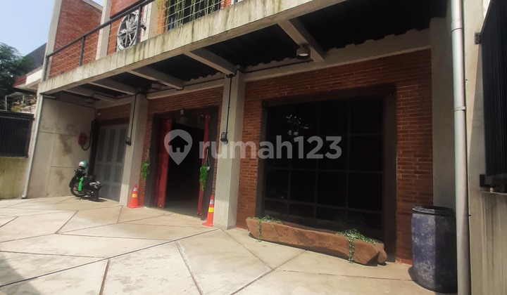 Dijual Rumah Siap Huni, Daerah Setiabudi, Jakarta Selatan Dijual Rumah Siap Huni, Daerah Setiabudi, Jakarta Selatan