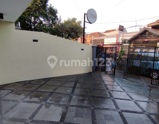 Disewakan Rumah Daerah Tebet, Baru Renovasi.