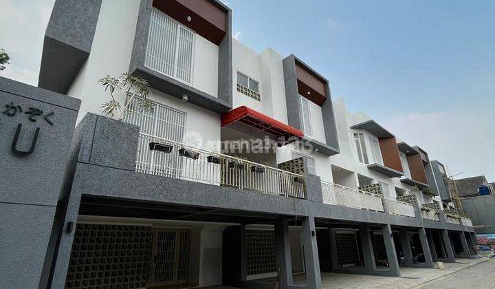 Rumah Murah siap huni 3 lantai Arsitektur Jepang di Cinere Depok 1