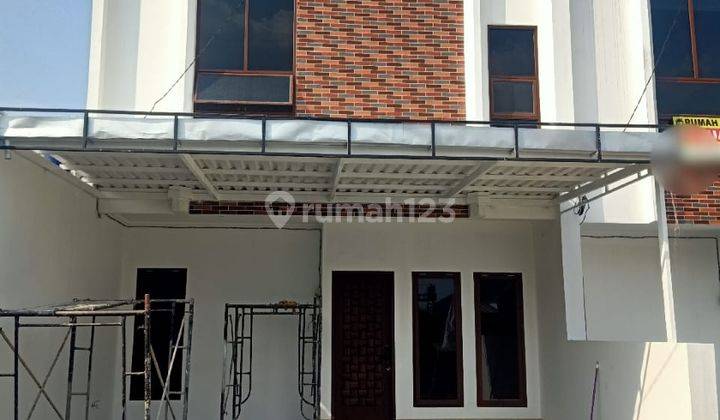 Rumah Mewah cantik menawan 2 Lantai siap huni di Duren sawit 1