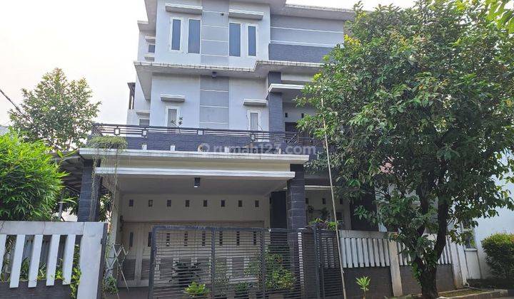 Rumah Cantik dan Mewah 3 Lantai dalam Komplek Elit 1