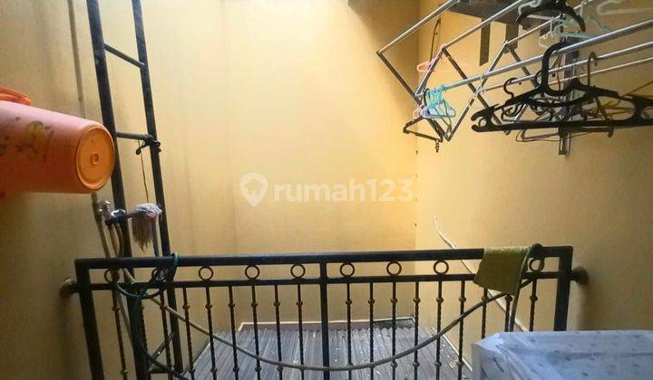 Rumah Cantik Jual BU dalam Komplek Billy Moon Pondok Kelapa  2