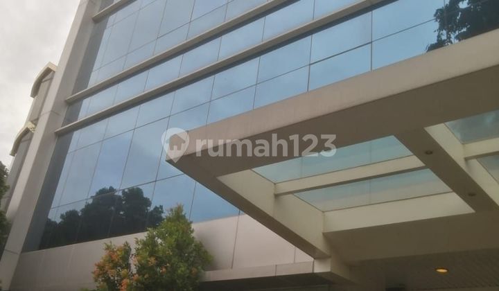 Gedung Bagus di Pinggir Jalan Raya Cocok Utk Usaha Kantoran Gedung Bagus di Pinggir Jalan Raya Cocok Utk Usaha Kantoran