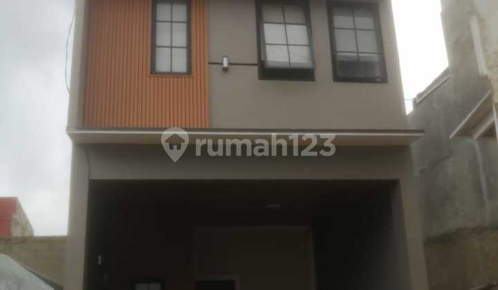 Rumah Murah 2,5 Lantai di Lubang Buaya Kecamatan Cipayung