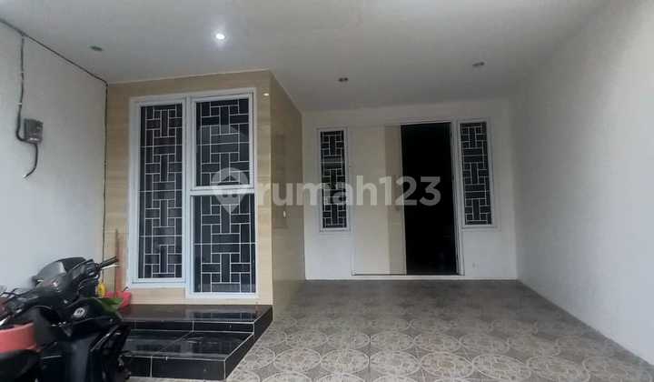 Rumah Cantik Dan Mewah 2,5 Lantai Dlm Komplek Elit Di Rawamangun 2