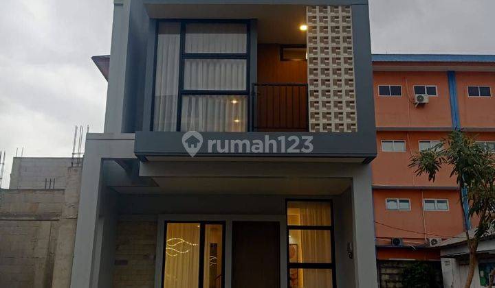 Rumah Luas Tanah 70 S/d 159 M2 2,5 Lantai Dlm Cluster 