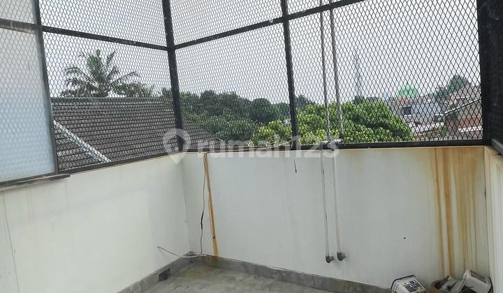 Rumah Mewah 2.5 Lantai Dalam Cluster Lokasi Strategis 2