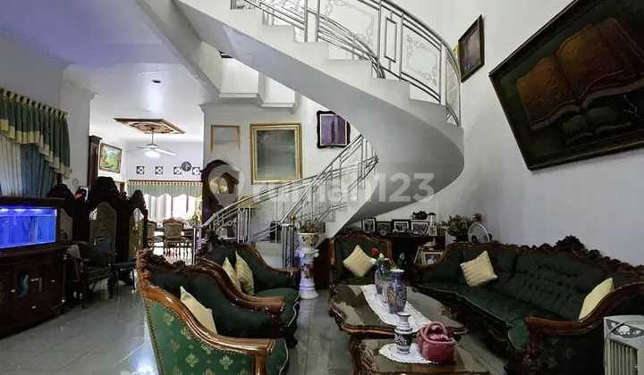 Beautiful House in Pondok Kelapa Indah Complex Near Jln Kalimalang 2