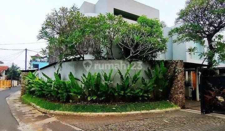 Rumah Cantik Dan Mewah Dalam Townhouse Di Cipayung  2