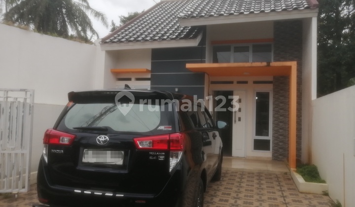 Rumah Cantik dan Murah di Jalan Raya Kodau Jatiwarna 2
