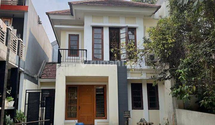 Dijual rumah 2 lantai siap huni di perumahan legenda wisata cibubur  1