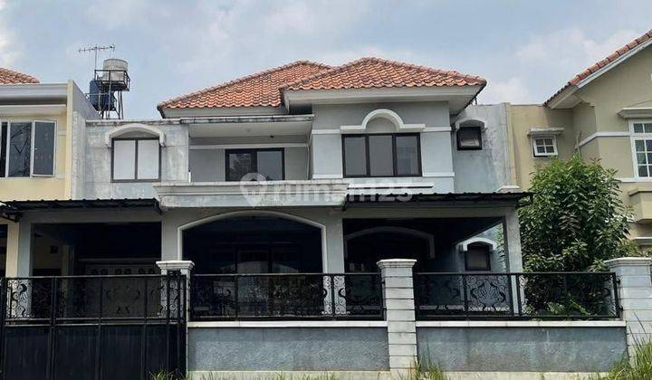 Disewakan rumah 2 lantai siap huni di perumahan legenda wisata cibubur  1