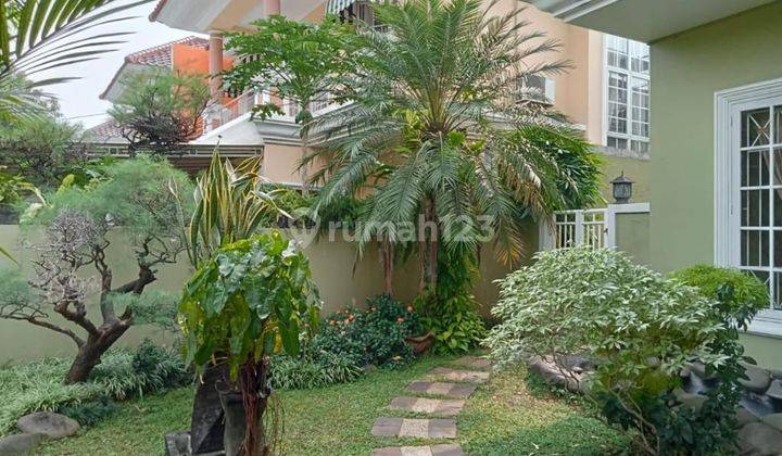 Dijual rumah 2 lantai siap huni di second boulevard legenda wisata  1