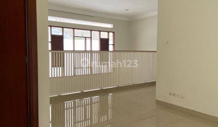 Di Sewa Rumah Elegan Dan Berseni Hunian Modern di Pusat Menteng  1