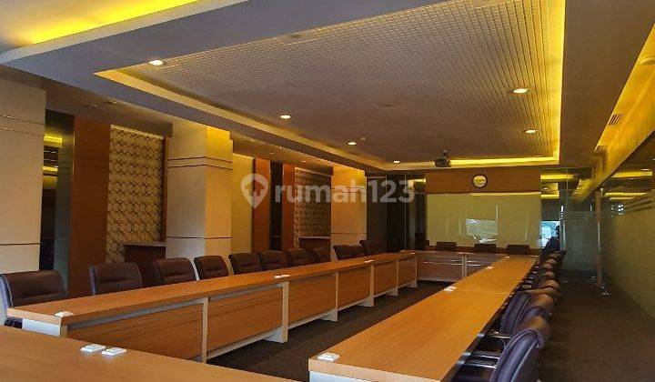 Dijual Gedung Perkantoran Dengan Fsilitas Lengkap 1