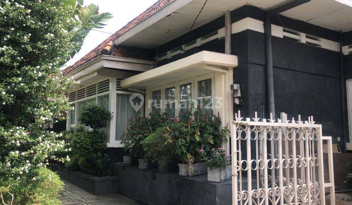 Rumah 2 Lantai Asri Dan Siap Huni di Matraman  1