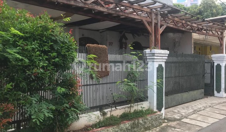 Nice 2-Story House with SHM in Menteng, Central Jakarta 2