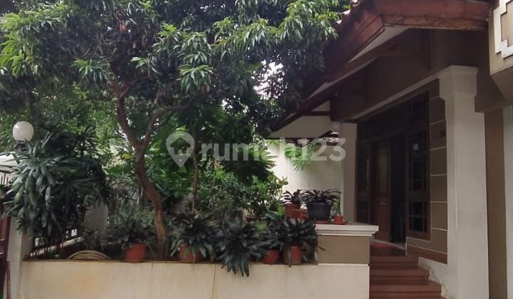 Rumah Hunian 2 Lantai Shm Terawat Dan Asri