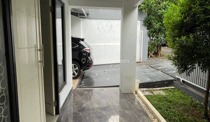 Disewakan Rumah 2 lantai dalam komplek cipete deket MRT jalan lebar dan depan taman SHM - Sertifikat Hak Milik 2